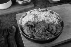 Kadhai Chicken 4 Pc With Veg Pulao And Salad