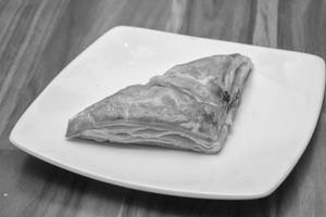 Chicken Puff With Thums Up [250 Ml]