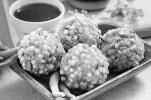 Sabudana Vada (Falahaari)