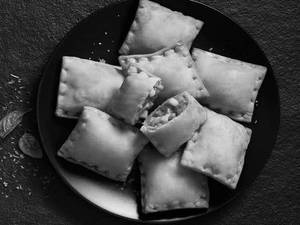 Pizza Pockets