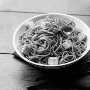 Paneer Schezwan Noodle