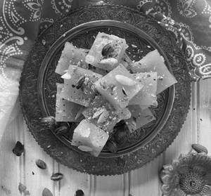 Bombay Halwa Mix Box   [250 Gm]