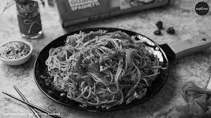 Chicken Schezwan Noodles