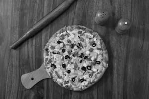 Yours Pizza
