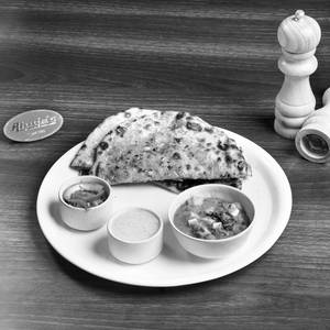 Amritsari Chana Kulcha