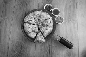 Veg Cheesy Pizza