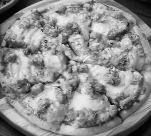 Crispy chicken pizza
