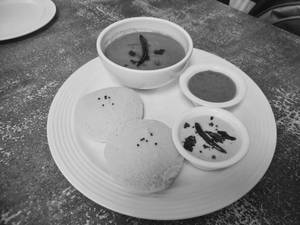 Idli Sambhar 1 Pc W/o Onion