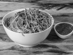 Veg Schezwan Noodle [Spicy]