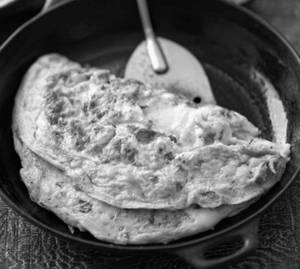 Classic Double Egg Omelette pav