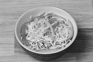 Veg Hakka Noodles