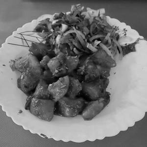 Tambde Aloo