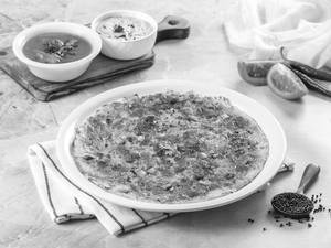 Tomato Onion Capsicum Uttapam