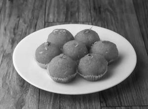 Motichoor laddu [desi ghee]