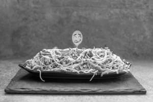 Egg Hakka Noodles
