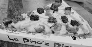 La Pino'z Chicken Pizza Personal Giant Slice (22.5 Cm)