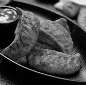 Chicken Kurkure Peri Peri Momo [5 pcs]