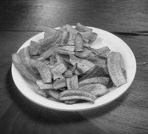 Farali red chilli Live Banana Chips(200gm)