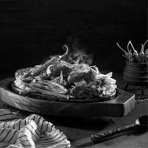 Hunan Style Paneer Sizzler