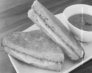 Cheese Chutney Sandwich