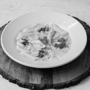 White Sauce Pasta