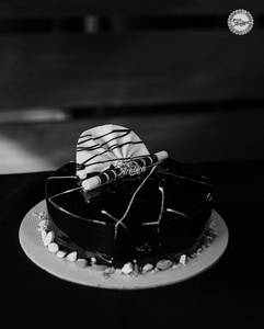 Rosted Almond Cake (1/2 Kg) (egg Less)