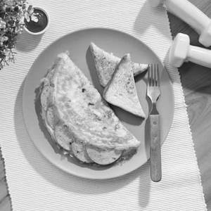 Chicken salami omelette