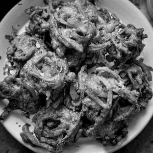 Onion Bhaji [3 Pieces]