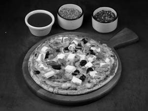Peri - Peri Paneer Pizza [Size: 6 Inches]