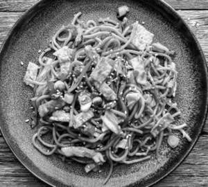 Egg Chilli Garlic Noodles