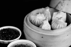 Chicken Fragrant Garlic And Chilli Dimsums [5 Pieces]