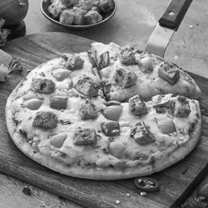 9" Paneer Tikka Pizza
