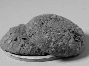 Jumbo Oats & Raisin Cookie (1 Pcs)