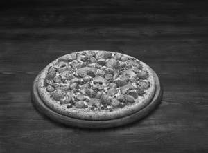 The 5 Chicken Feast Pizza