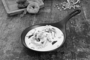 Curd Vada (2 Pcs)