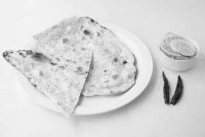 Garlic Naan (1 Pc)