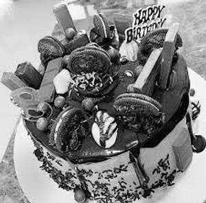 Kitkat Oreo Cake