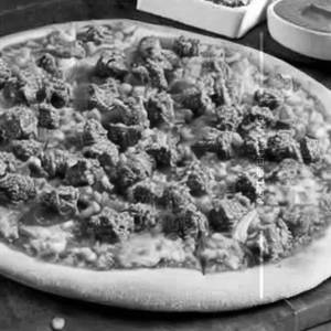 Spicy Mutton Keema Pizza