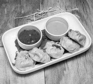 Steam Chicken Momos