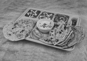 Deluxe Punjabi Thali [Food Not Customised]