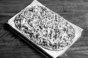 Smoked Chicken Lahmacun