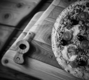 Chicken Hub Special veg Pizza