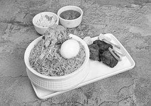 Chicken Biriyan Qtr Vs  Chicken 65 (3pcs)