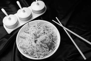 Veg Hakka Noodles