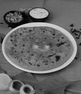 Pyaz Paratha(tandoori)