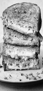 Cheese Brust Sandwich