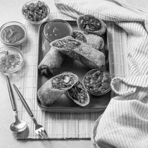 Chicken Spring Roll (2 Rolls)