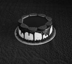 Eggless Oreo Choco Cake