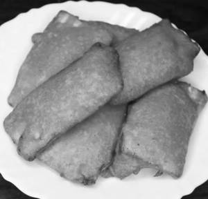 Vazhkai Bajji (2pcs)