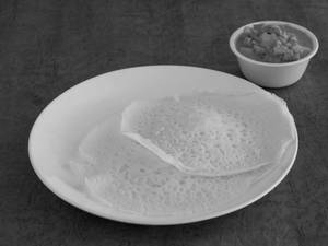 3 Appam With Veg Curry